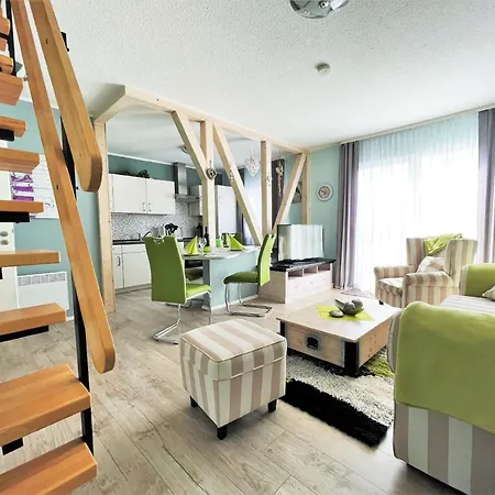 Holiday home Modernes Mit Terrasse Und Garten *