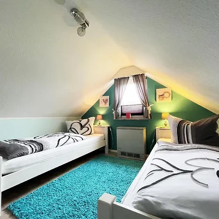 Holiday home Modernes Mit Terrasse Und Garten